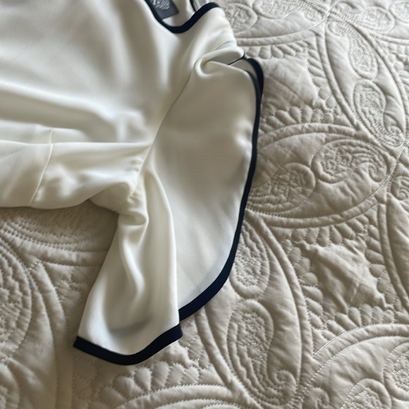 Vince Camuto Crop Jumper Romper Winter White Black Sz 4 Zip Split Flair Back Leg - Picture 11 of 16